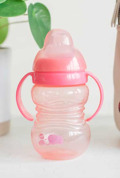 ELFI Šolja sa silikonskim piskom SLONČE, 250 ml, roze boja